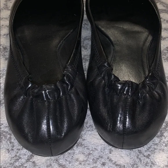 Tory Burch Black Flats with Gold Logo - Picture 5 of 6